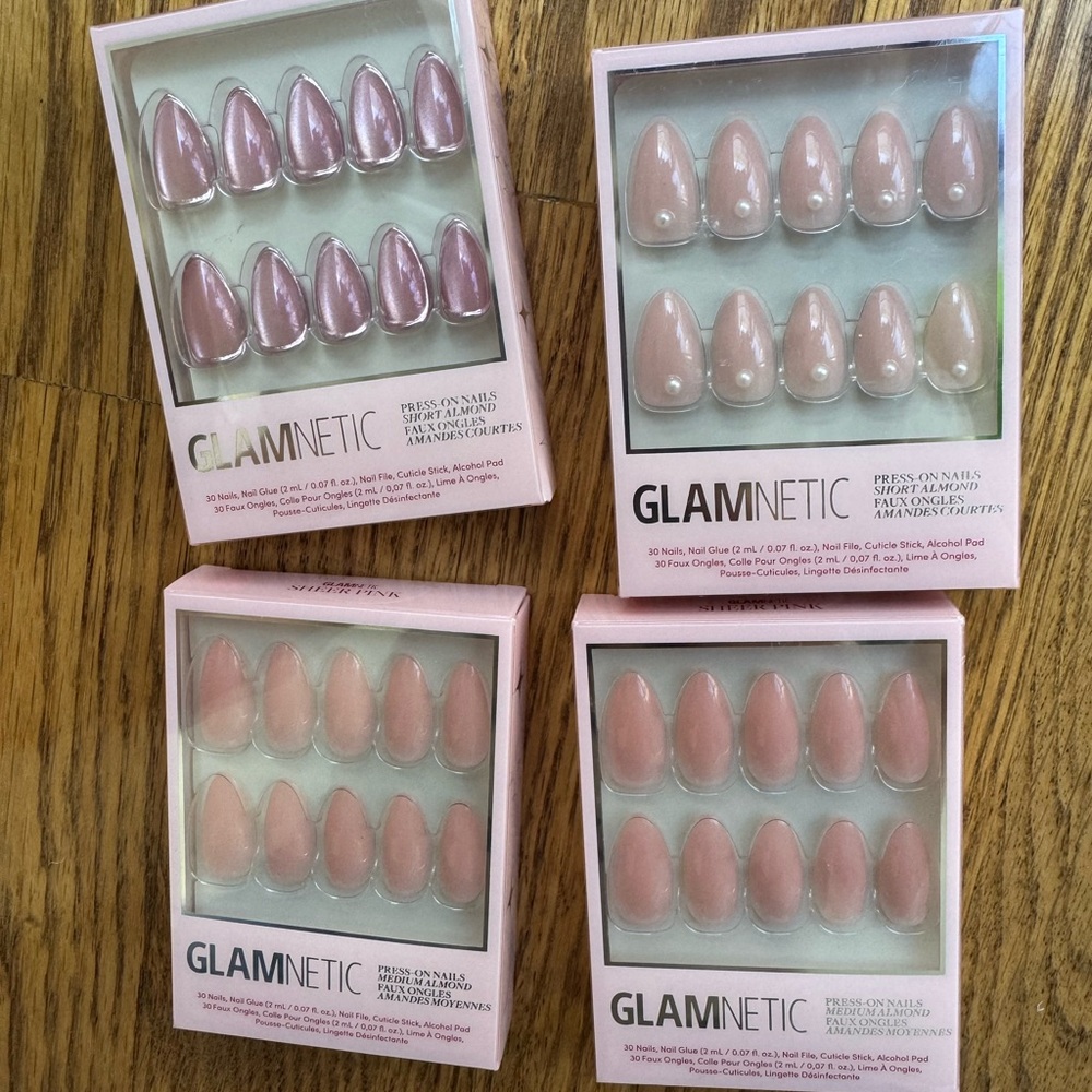 Glamnetic Pink Press-On Nails Set (4)